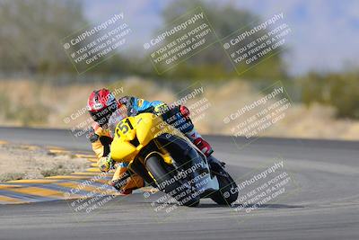 media/Dec-17-2022-SoCal Trackdays (Sat) [[224abd9271]]/Turn 7 Set 2 (1140am)/